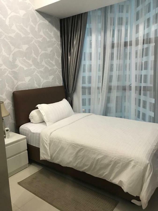 Luxury 2 Bedroom Condo At Casa Grande Residence - Kasablanka Mall Джакарта Экстерьер фото